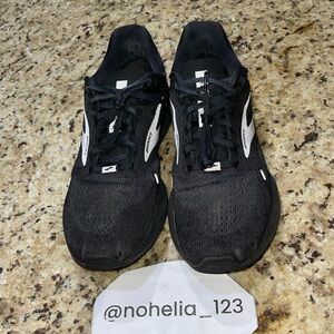 Brooks Launch